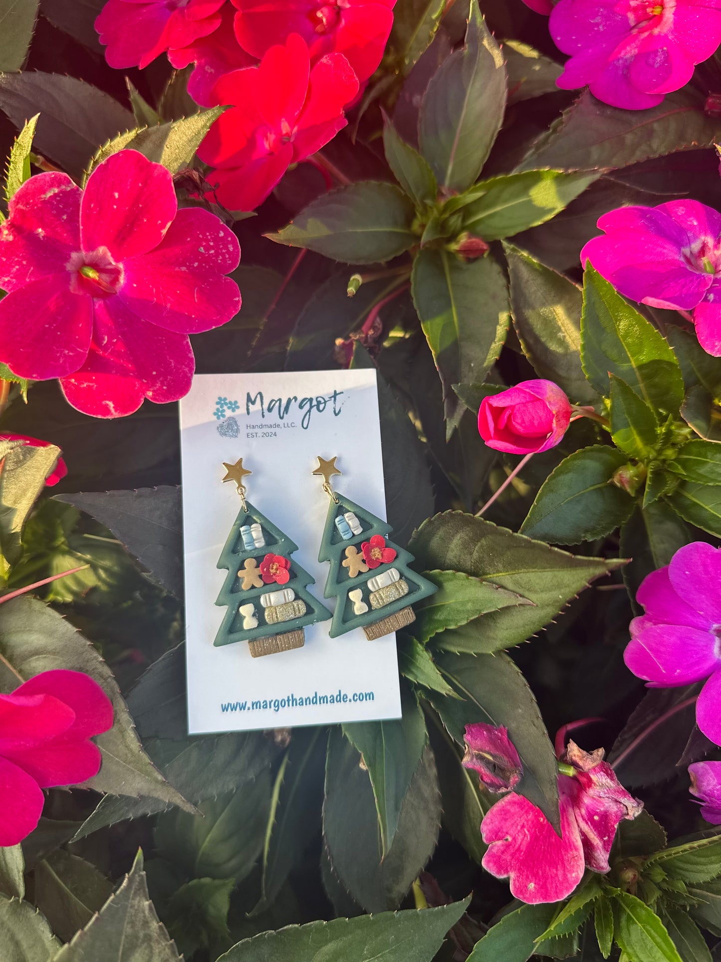 Christmas Tree Bookshelf